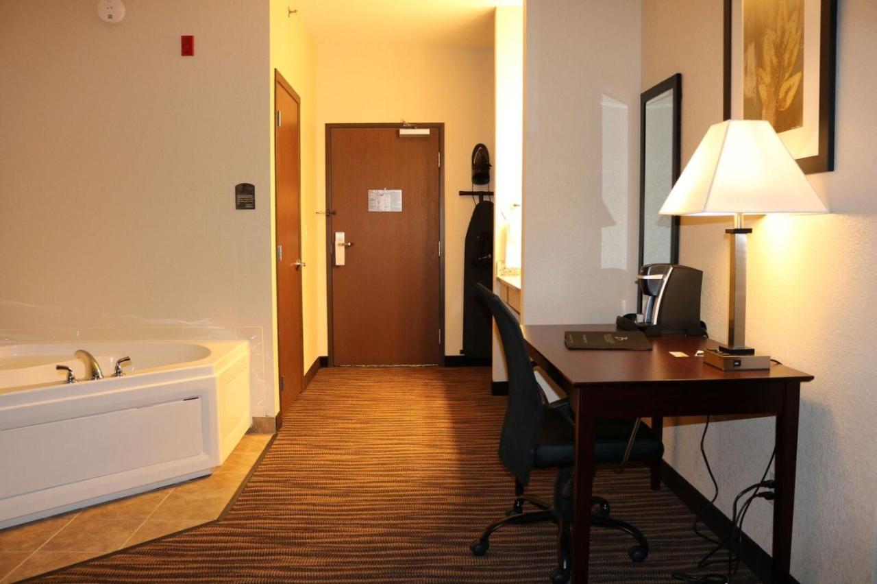 Cobblestone Inn & Suites Maryville Eksteriør bilde